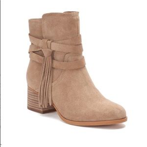 Ugg koolaburra booties new in box !